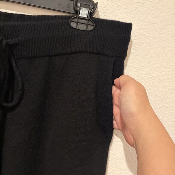 New Quince Women’s Black Mongolian Cashmere Sweatpants Joggers Size Medium - Picture 4 of 10